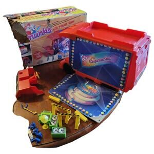 Vintage 1983 Ideal CBS Toys Alvin and the Chipmunks On Tour Van Playset